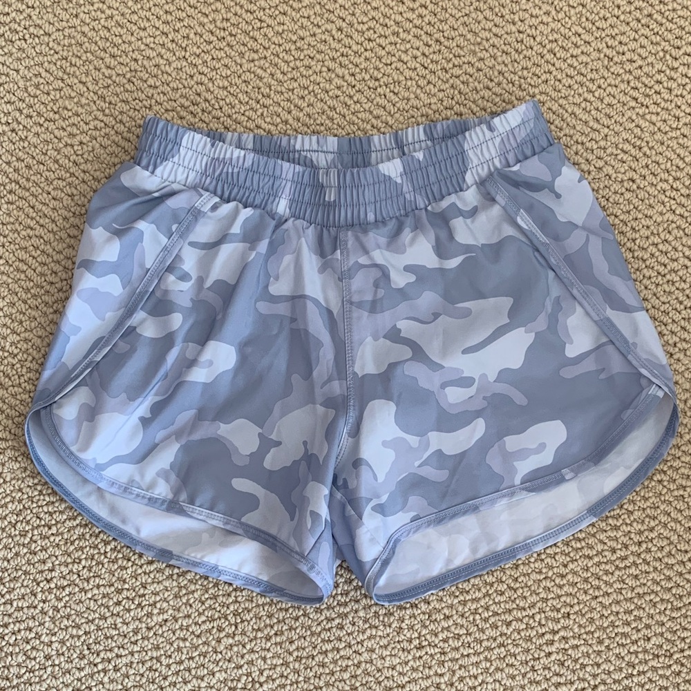Girls camo shorts